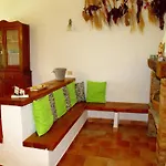 Casa de Férias Appealing In Collesalvetti With Garden Nugola