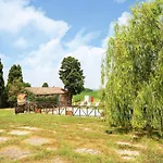 Appealing In Collesalvetti With Garden Nugola