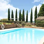 Casa de Férias Appealing In Collesalvetti With Garden Nugola
