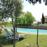 Appealing In Collesalvetti With Garden Nugola