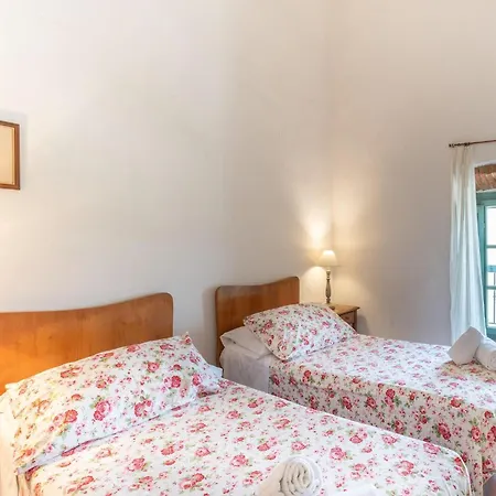 Holiday home Appealing In Collesalvetti With Garden