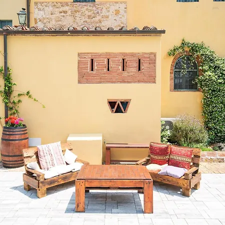 Appealing In Collesalvetti With Garden Holiday home Nugola