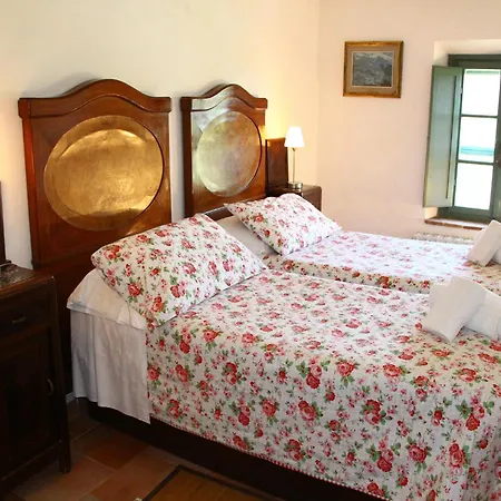 Appealing In Collesalvetti With Garden Nugola