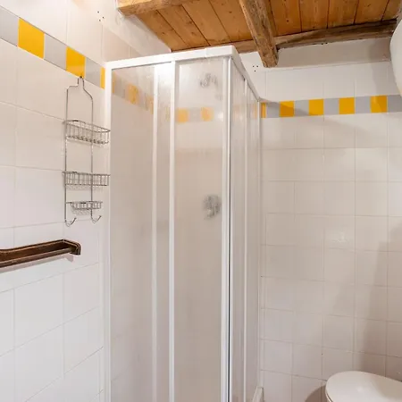 Appealing In Collesalvetti With Garden Nugola