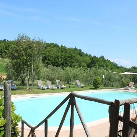 Holiday home Appealing In Collesalvetti With Garden *
